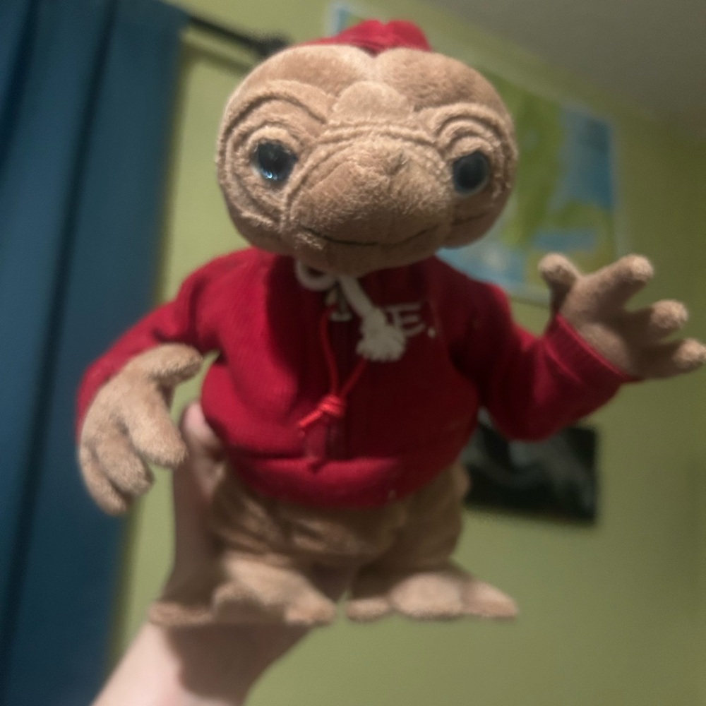 E.T. Vintage Plush from universal studios